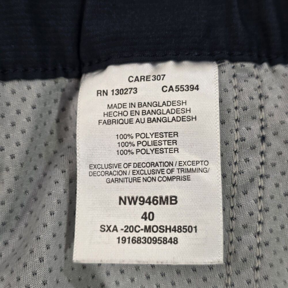 Wrangler Men Size 40 Outdoor Hiking Cargo Shorts Performance Stretch Navy Trail - Picture 4 of 14